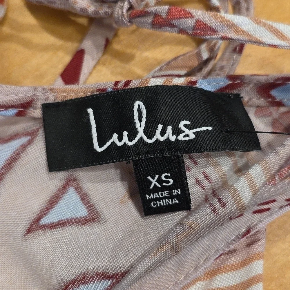 Lulu's Geometric Print Maxi Dress in Pink and Brown. Size XS. NWT